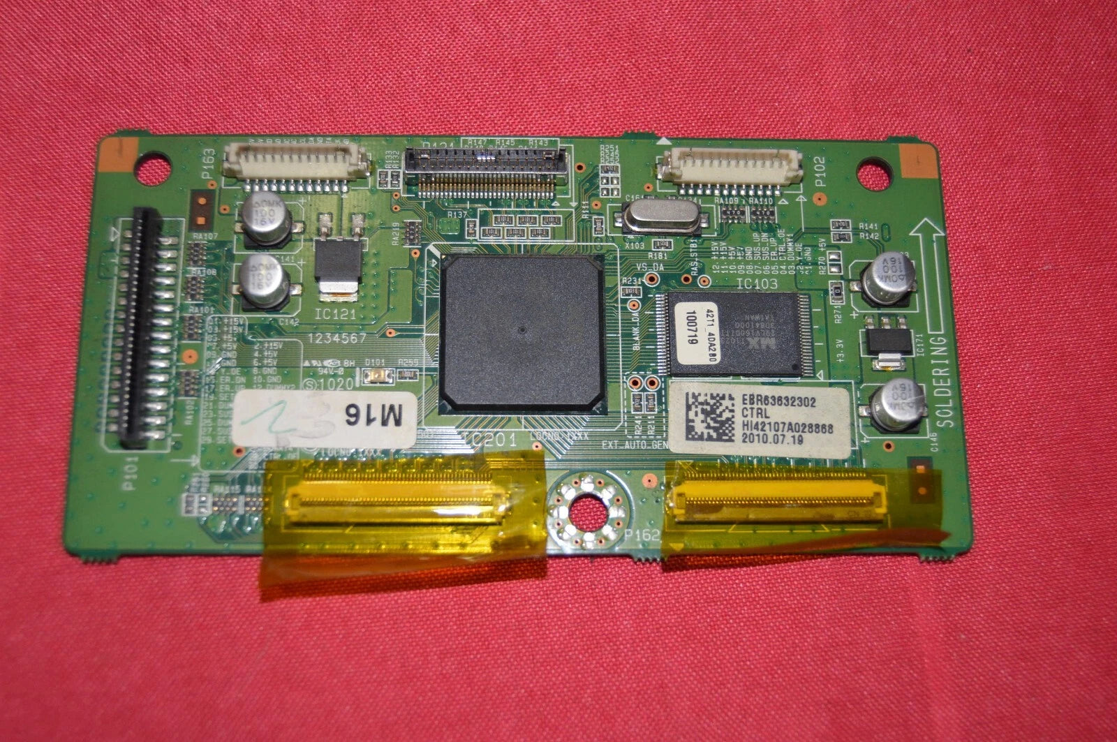 T-CON BOARD EBR63632302 LG
